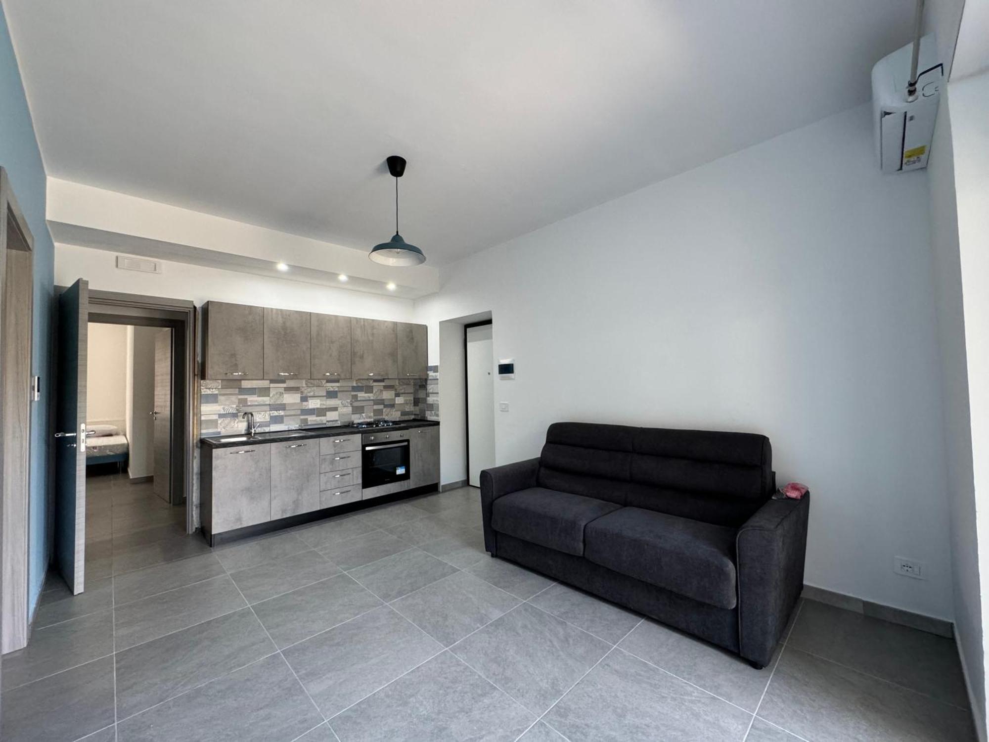 Nathouse Lägenhet Villafranca Tirrena Exteriör bild
